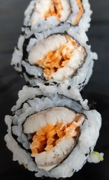 sushi rolletje met paling  