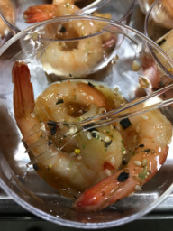 gemarineerde cocktail garnalen